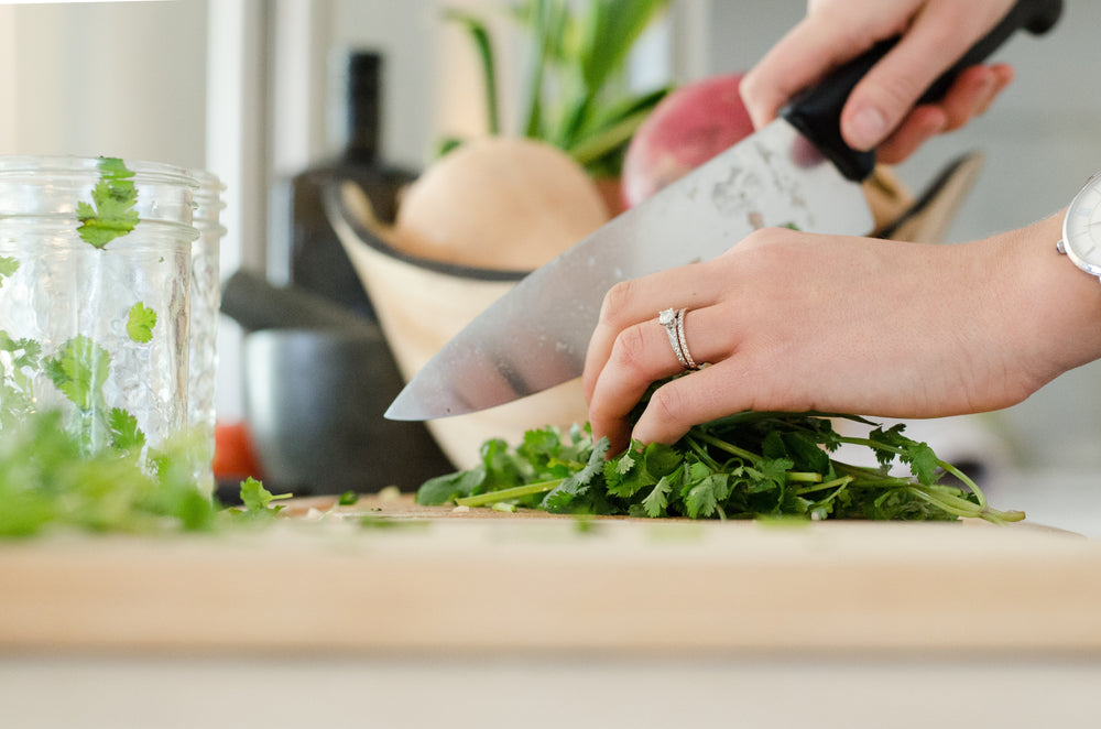 The best and healthiest ways to clean your kitchen utensils